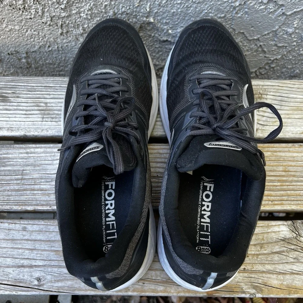Saucony Shoes Men Size 12.5 Omni 19 Running Black White Sneakers Low Trainers